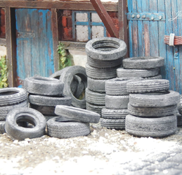 Juweela 1/32:35 old tyres